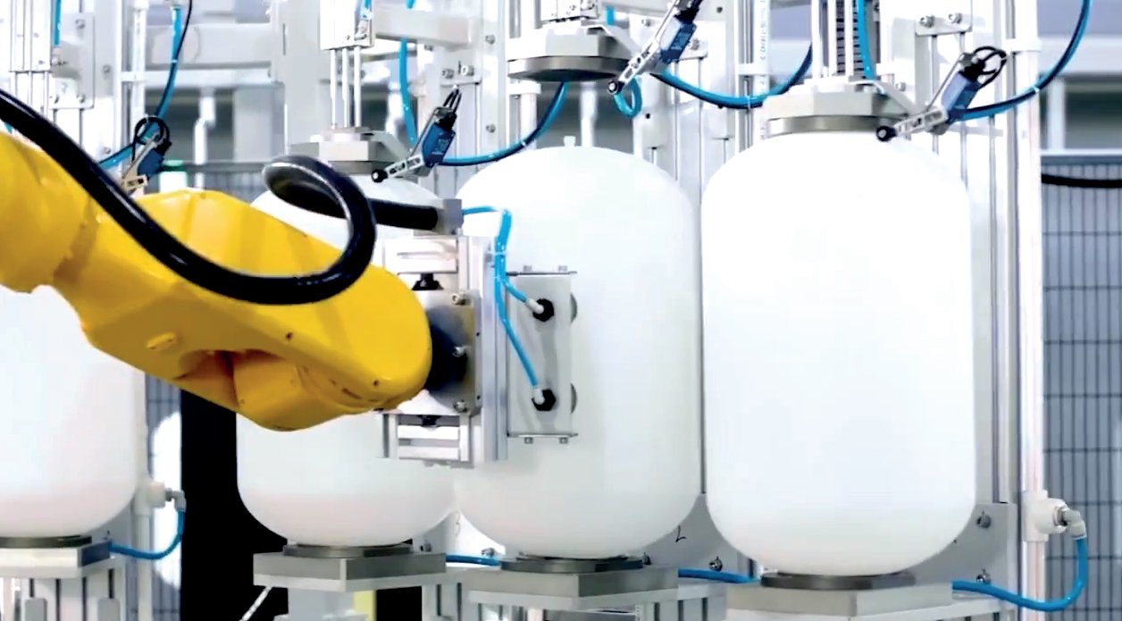GasBank automated cylinder production line